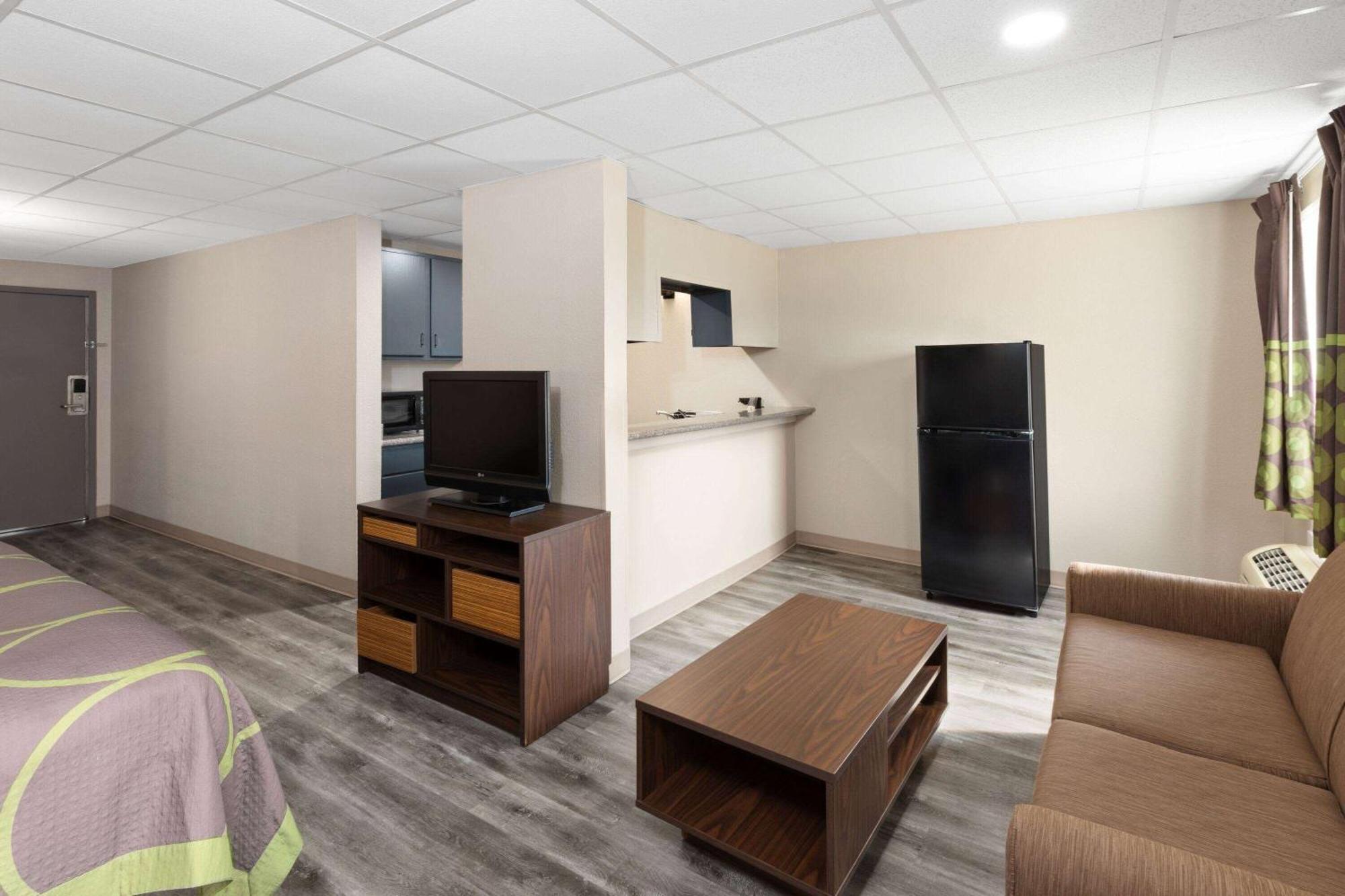 Super 8 By Wyndham Buffalo Ngoại thất bức ảnh