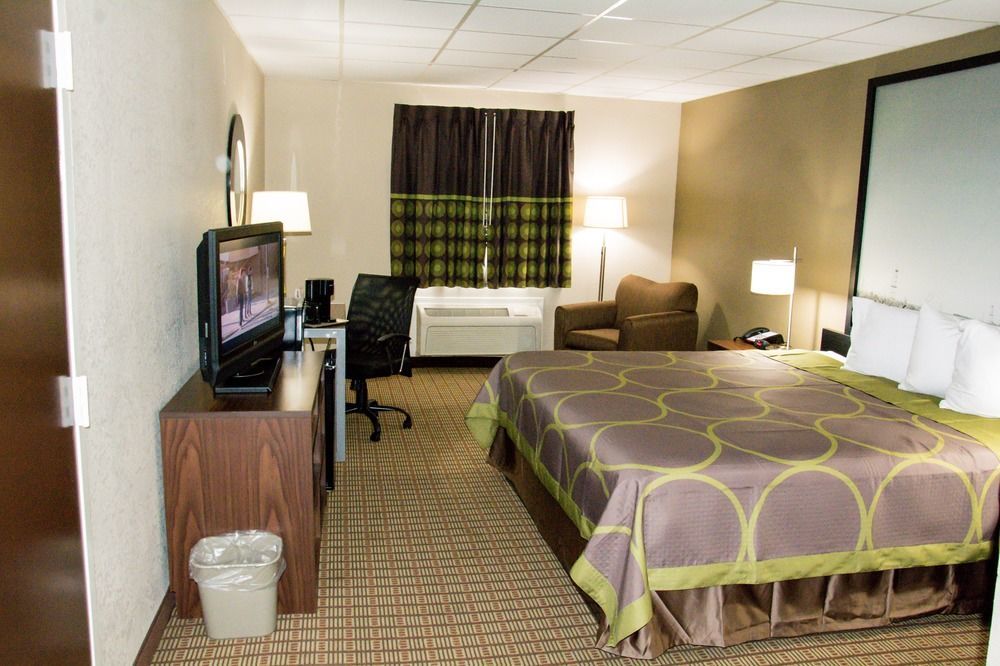 Super 8 By Wyndham Buffalo Ngoại thất bức ảnh
